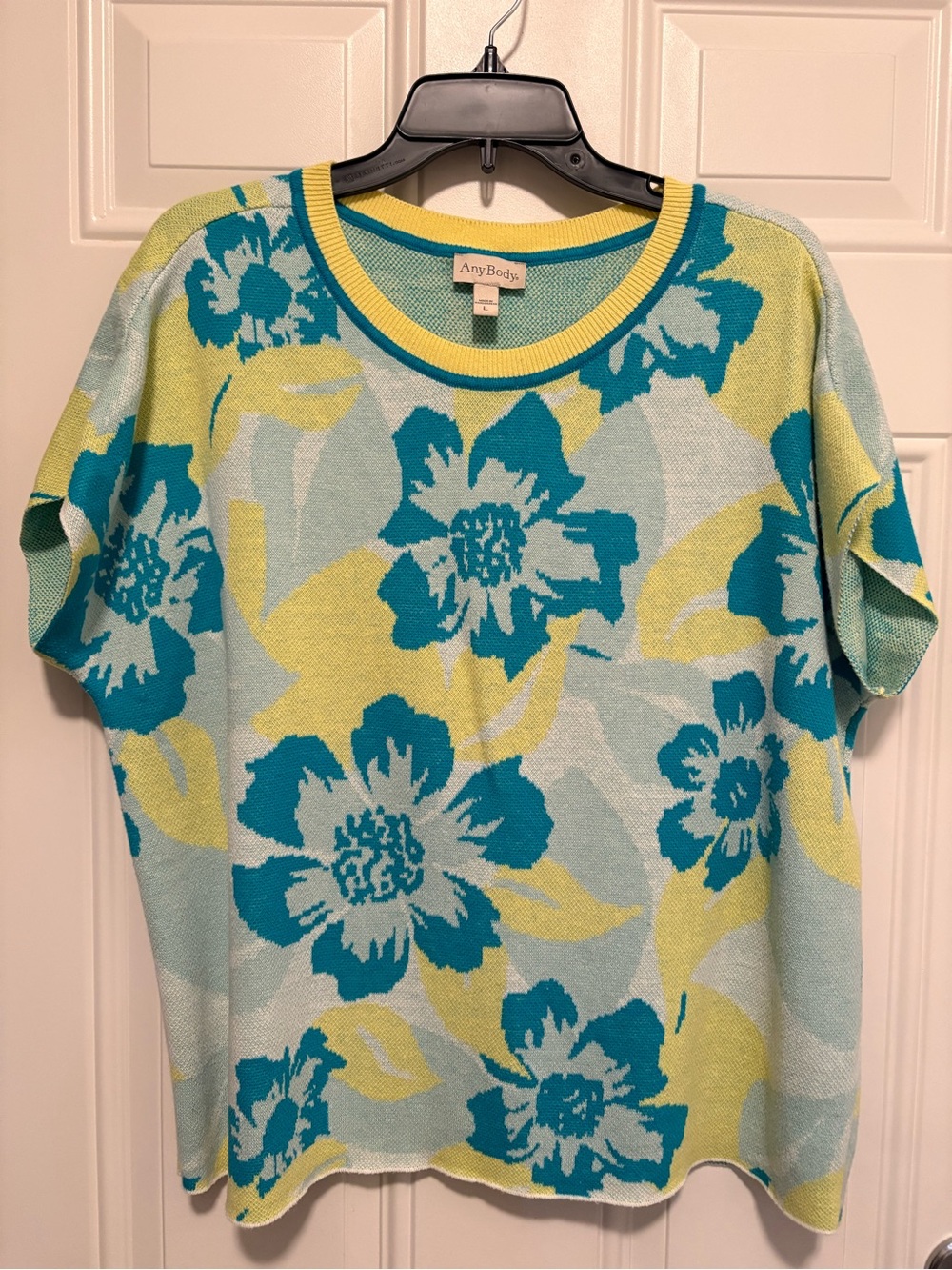 NWOT Intarsia Extended Shoulder Sweater